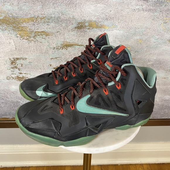 Nike LeBron 11 Gamma Blue Shoes Mens Size 9 Black Basketball Sneakers 616175-004